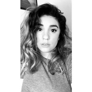 Meet your Posher, Natalie